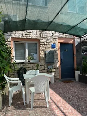 Naomi Affittacamere 3*