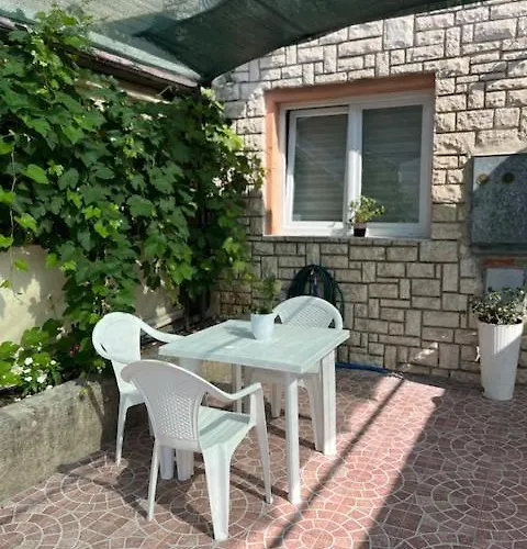 Vendégház Naomi 3*